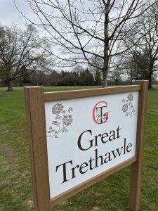 Isitwood Luxury Holiday Home Signage